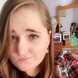 Meet your Posher, Dominique